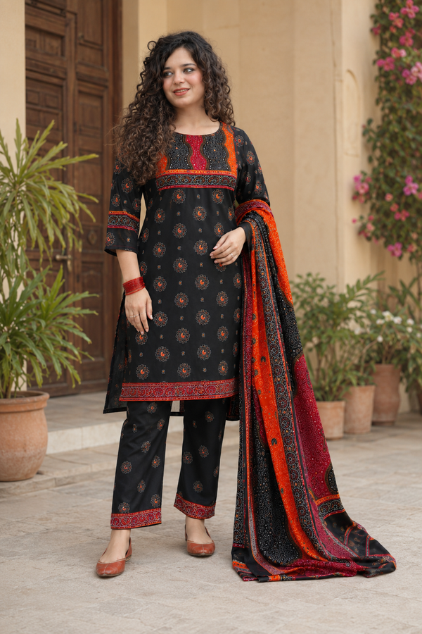 Black Paisley